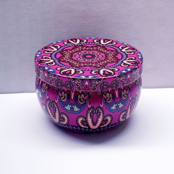 PSIDIUM GUAJAVA Scented Mini Tin Jar Soy Wax Candles, Aromatherapy, 2 oz(4 pack) - Picture 3 of 7